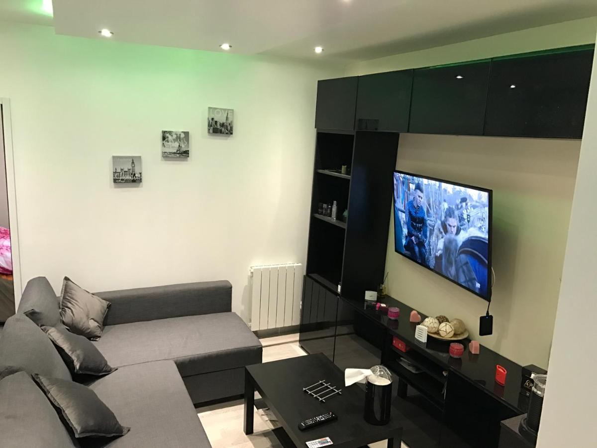 Gheddachi Apartment Gentilly Bagian luar foto