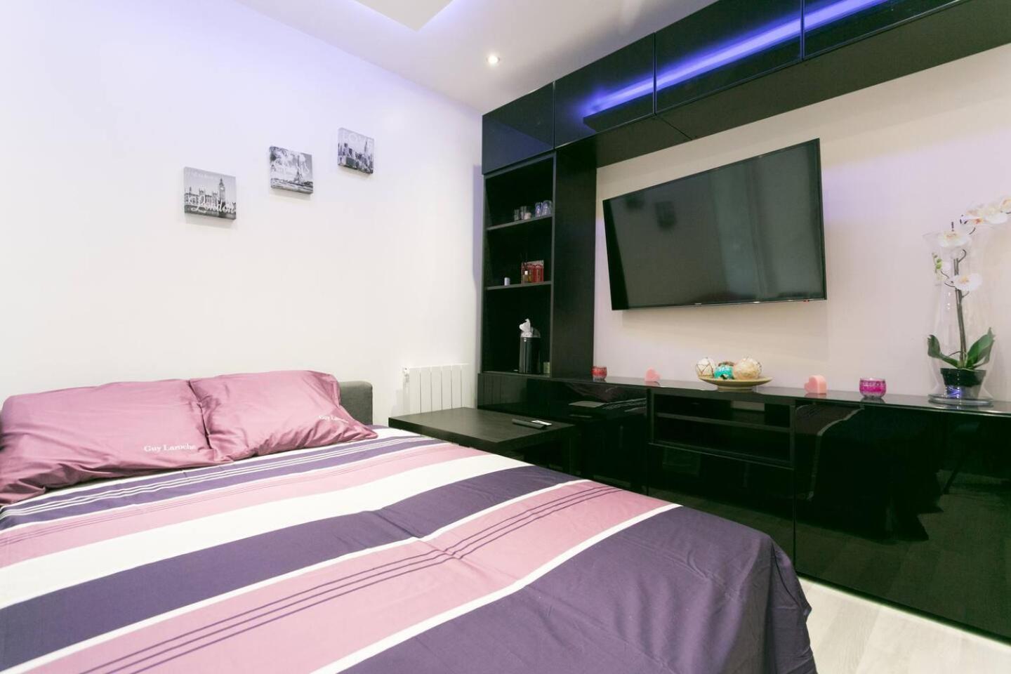 Gheddachi Apartment Gentilly Bagian luar foto