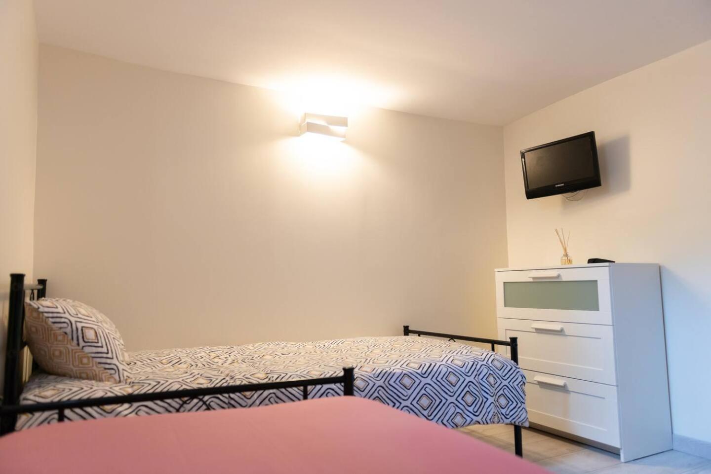 Gheddachi Apartment Gentilly Bagian luar foto