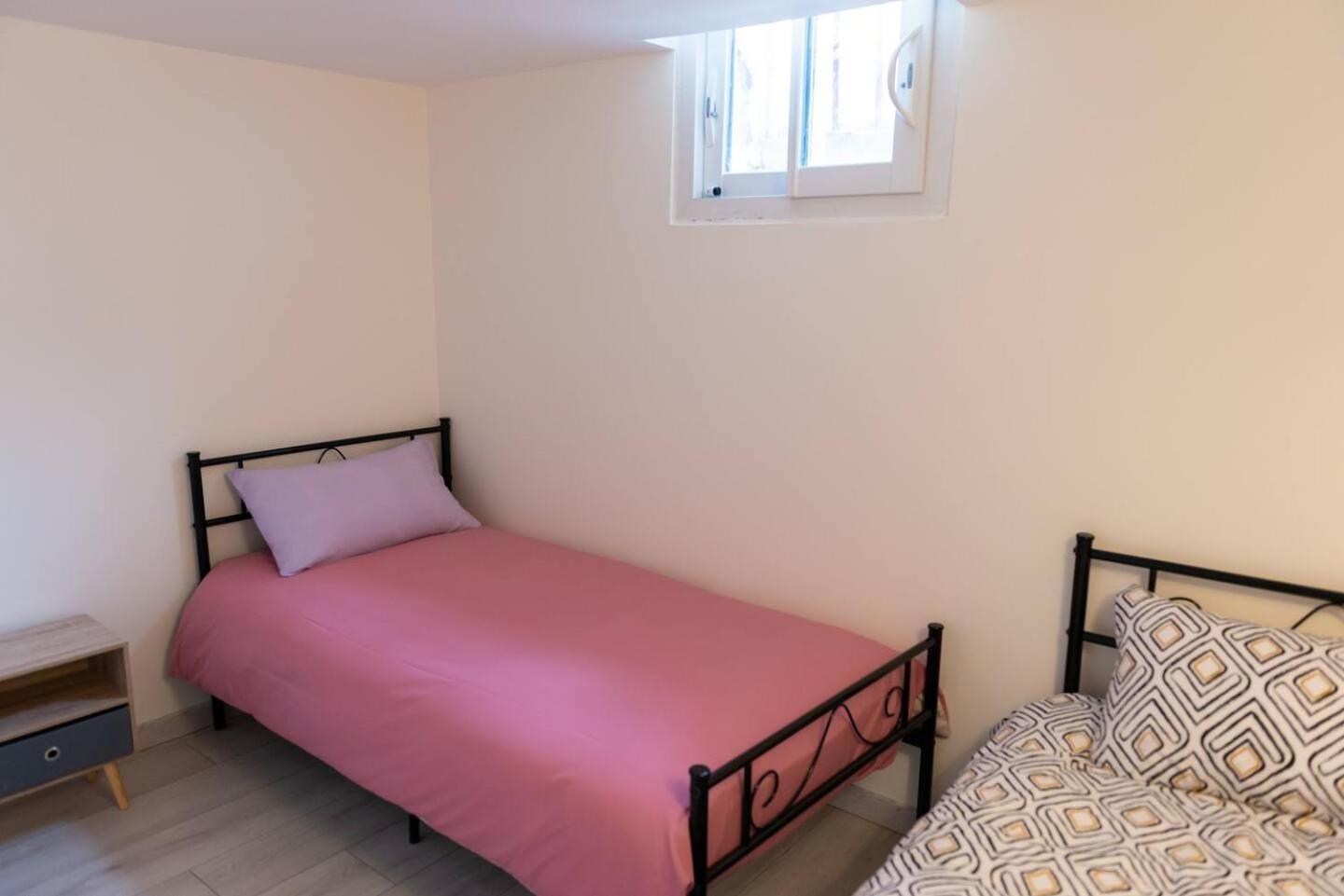 Gheddachi Apartment Gentilly Bagian luar foto