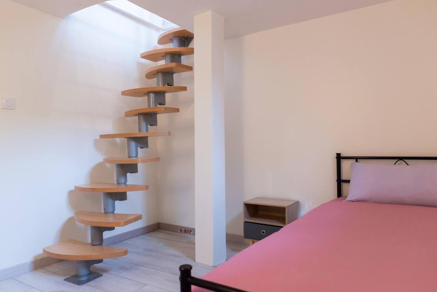 Gheddachi Apartment Gentilly Bagian luar foto