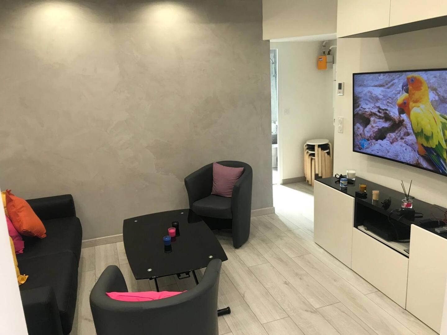 Gheddachi Apartment Gentilly Bagian luar foto