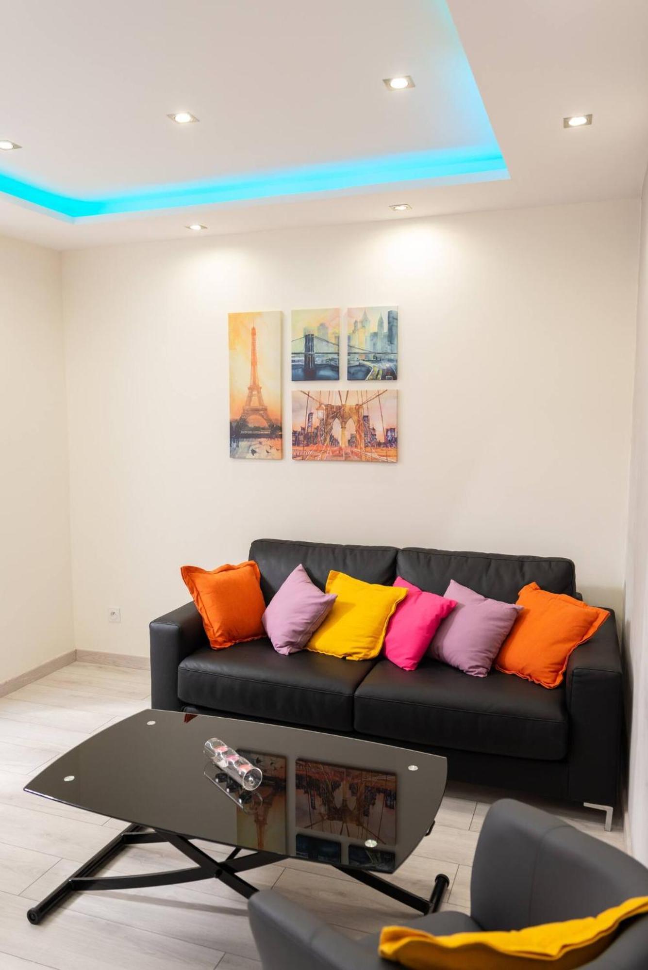 Gheddachi Apartment Gentilly Bagian luar foto