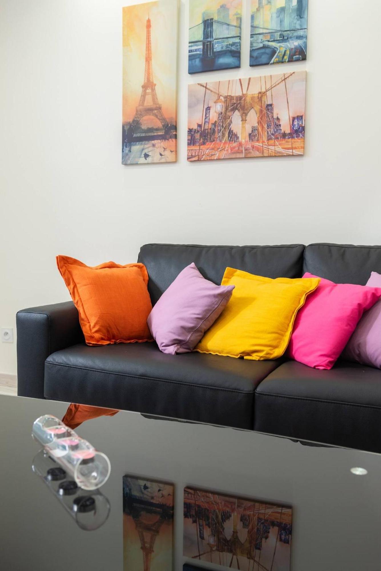 Gheddachi Apartment Gentilly Bagian luar foto